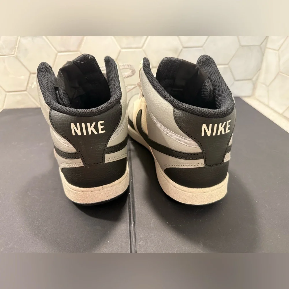 Size 10 - Men’s Nike Court Vision Next Nature Mid White Black Gray - Worn Once